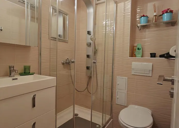 Apartman Historic Centre 4 *